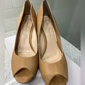 Jessica Simpson Laryssa Wedges Size 8